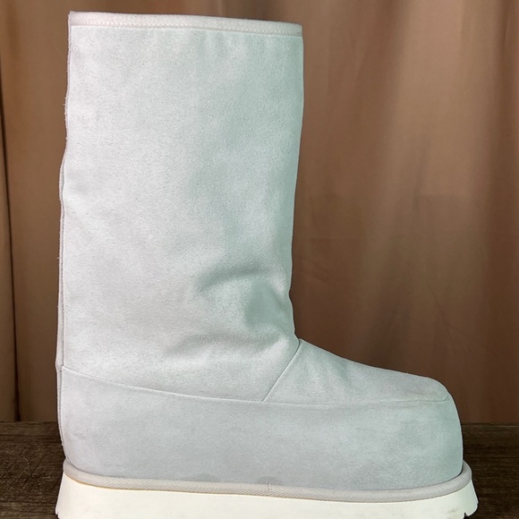 MM6 Titanium Grey Lug Tread Suede Round Toe Moon Snow Boot Size 40 - Picture 16 of 17